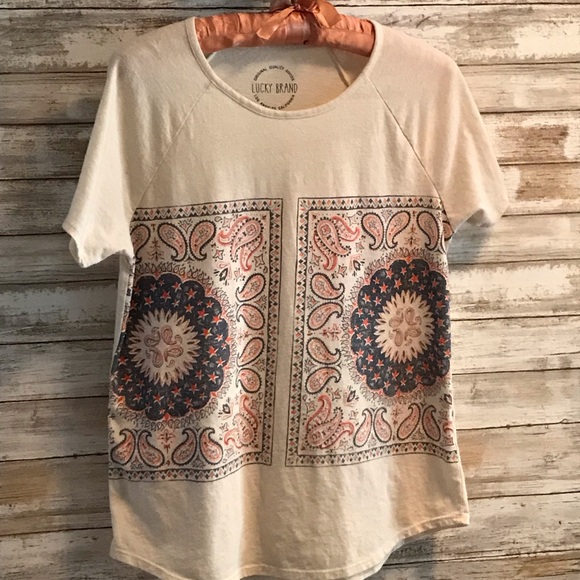 Lucky Brand Tops - Cute Lucky Brand TShirt Lucky Brand Tops - Cute Lucky Brand TShirt